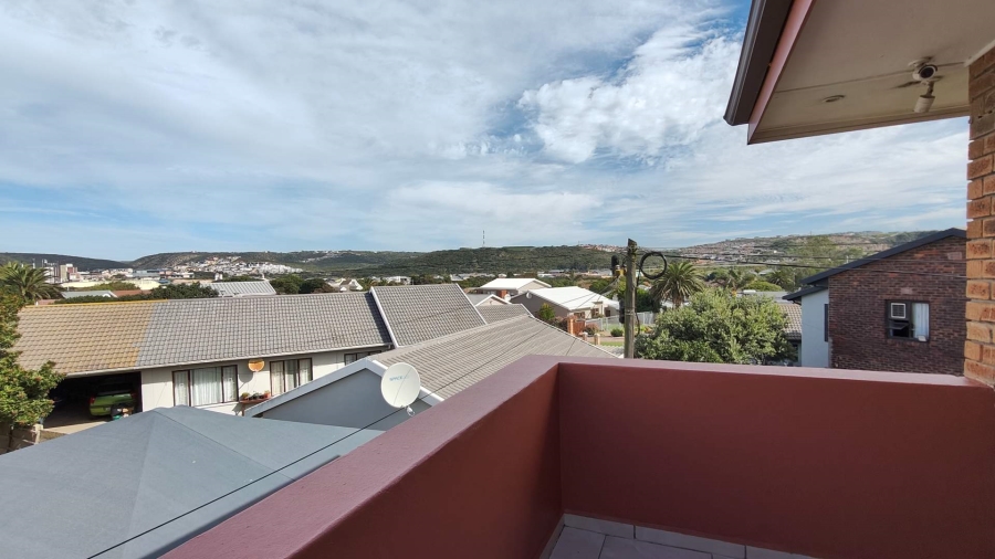 7 Bedroom Property for Sale in Bayview Western Cape